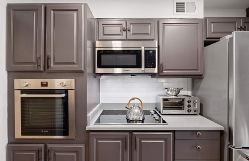Highland Park West Condo | Old West Austin two Bedroom Charmer