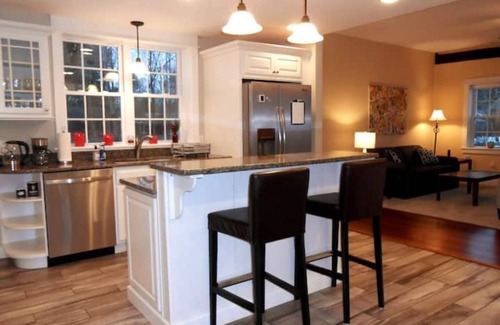 Easthampton House | Old World Charm, Modern Conveniences - 3 BR private home in quiet setting