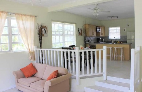 West Coast Cottage | Oldbury *Free car included*