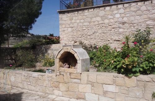 Lemona House | Oleander Stone House