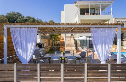 Skoutelonas Villa | Olive Chrysi Luxury Villa with in-room plunge pool