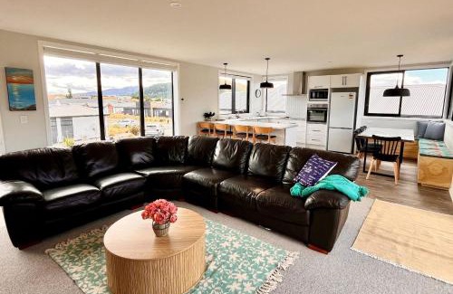 Lake Tekapo House | Olive Sanctuary - Lake Tekapo