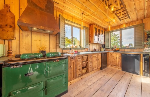 Upper Dicker Cottage | Olive Tree House - set amongst the olive trees sleeping 2 guests