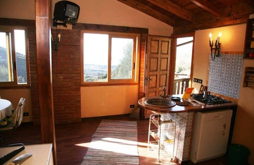 Capri Leone Cabin | OLIVE TREE CHALET: wi-fi garden bbq veranda amazing sea and hills view