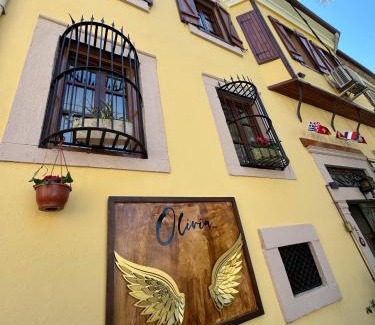 Ayvalik City Center House | Olivia1845 Guest House Ayvalık Over 16 Years Old