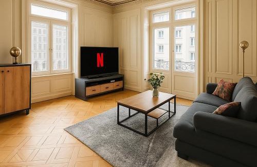 St. Gallen Apartment | OLMA Center Barrock Suites
