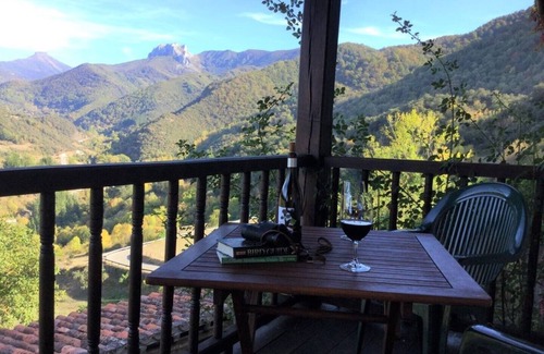 Basieda Apartment | Olmares Apartment Picos de Europa - Chill out with spectacular views (Balcony)