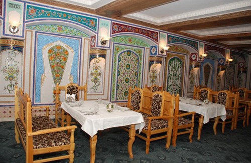 Bukhara Province Hotel | Olmos