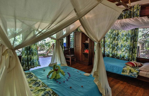 Bekopaka Hotel | Olympe Du Bemaraha