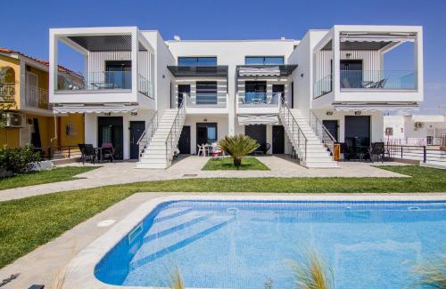 Paralia Ofryniou Apartment | Olympiada Residential Complex & Villas