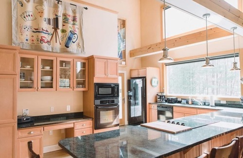 Wilmington House | Olympic Dreams: Hot Tub, Sauna, A/C, at Whiteface!