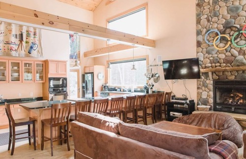 Wilmington House | Olympic Dreams: Hot Tub, Sauna, A/C, at Whiteface!
