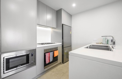 Sydney Olympic Park Apartment | Olympic Park with View/Parking near Train