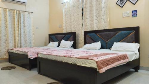 Ayodhya House | OM Palace Guest House-Fully Air Conditioned