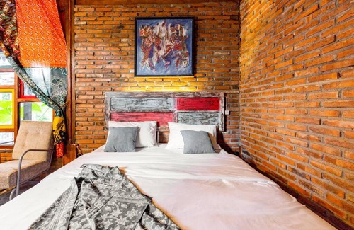 Banjarasri House | Omah Dhalang, Ethnic Java House with Nature View