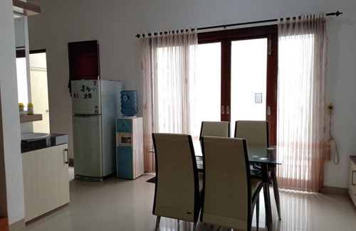 Baturetno House | Omah Dixy Family Homestay by FH Stay