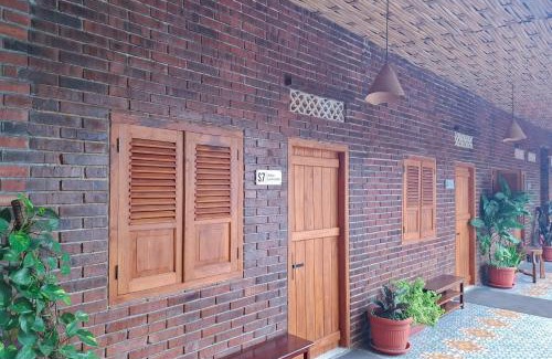 Salatiga Hotel | Omah Kampoeng Near UKSW Salatiga Mitra RedDoorz