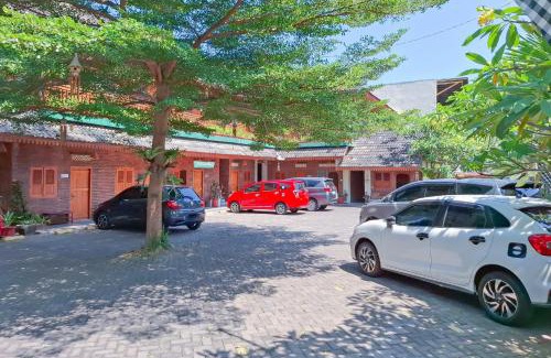 Salatiga Hotel | Omah Kampoeng Near UKSW Salatiga Mitra RedDoorz