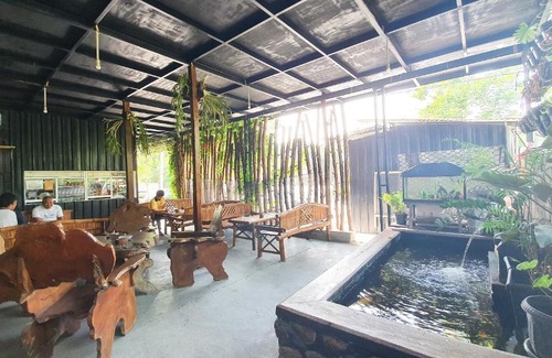 Nganjuk Hotel | Omah Pandhoek Family Syariah by Stayku
