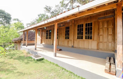 Kulon Progo Hotel | Omah Watu Blencong
