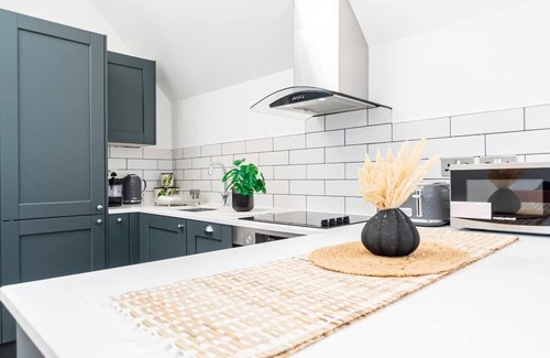 Acton Apartment | Omega @ Acton | Top Floor