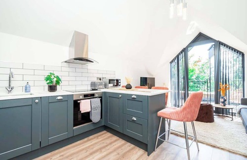 Acton Apartment | Omega @ Acton | Top Floor
