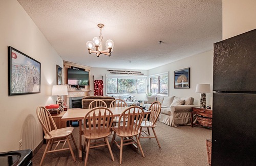 Sunday River Area Condo | On Mountain two bedroom unit sleeping 8