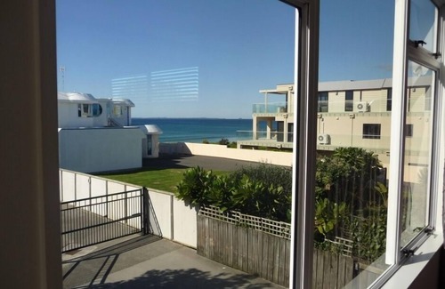 Omanu House | On ocean side 1 house in front with stunning views