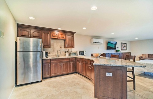 Seminole Apartment | On-Site Pond: Sleek Largo Studio < 7 Mi to Beach!