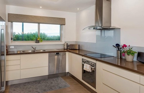 Connellys Marsh House | On the Beach at Connellys