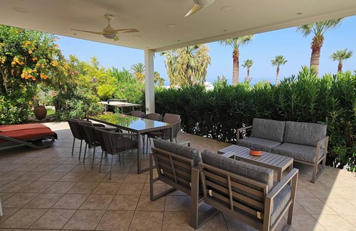 Latchi House | On the Beach House -Cozy bungalow in front of the Latsi beach. Best for families