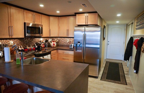 Midtown Ocean City Condo | On the beach, in the middle of the fun. Over 120 Five Star Reviews!