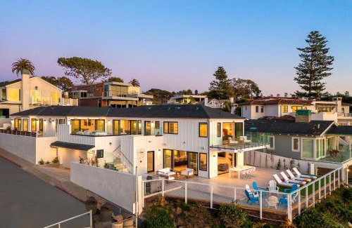 Beach Barber Tract House | On The Beach La Jolla