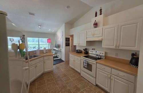 Inverness House | On the Course with a Pool