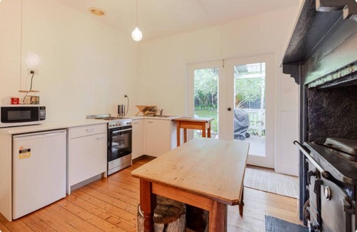 Forrest House | On the Forrest Mt Bike trail, 5min walk to Brewery & easy to explore the Otways