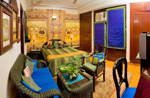 Safdarjung Enclave Bed & Breakfast | On The House