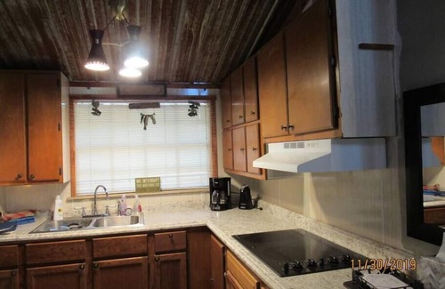Claxton House | On the Riverbend Cabin