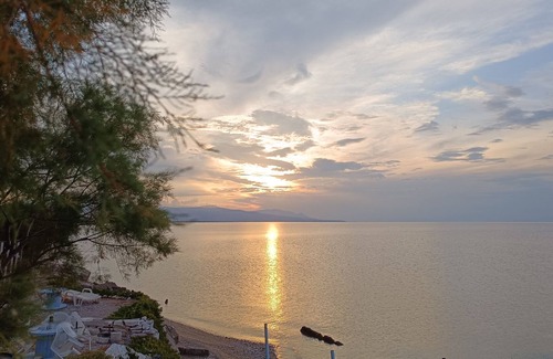 Korithion Apartment | On the Sand I Corinth Beachfront apartment