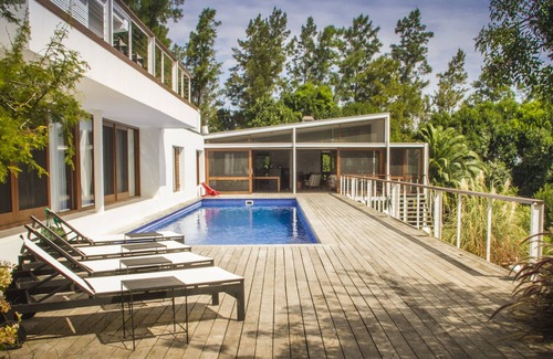 Colonia del Sacramento House | On The Shores Of The Rio De La Plata River, Private Beach, Surrounding Nature