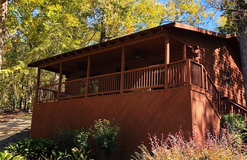 Negreet House | Once a Part of the Beloved Shady Oak Lodge - Cabin 1 - 4 beds w/Boat Ramp