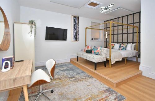 Forsbrook House | One Battison - Affordable Rooms, Suites & Studios in Stoke on Trent