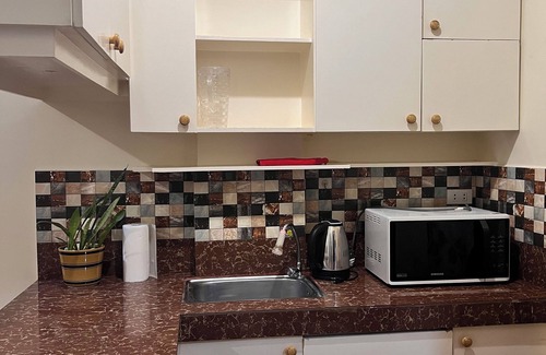 Central Luzon Apartment | One bedroom 1 bathroom appartment with kitchen, leaving room family friendly