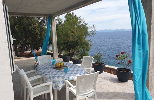 Orebic Apartment | One bedroom apartment near beach Dingač - Potočine, Pelješac (A-10433-a)