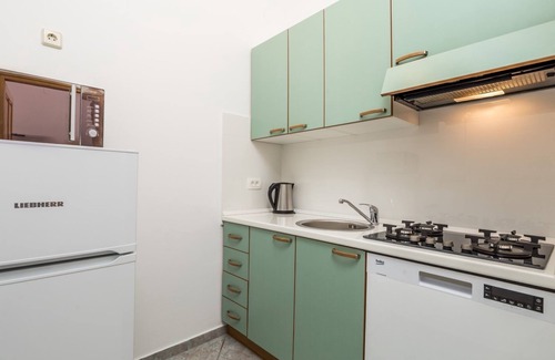 Obrs Apartment | One bedroom apartment with terrace and sea view Mošćenička Draga, Opatija (A-7766-d)