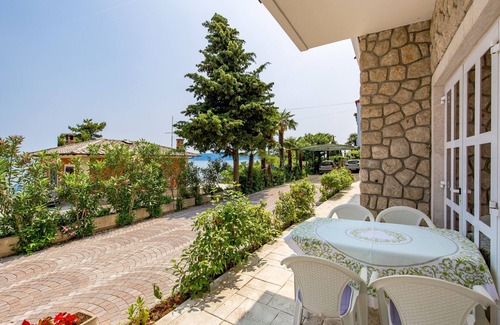 Obrs Apartment | One bedroom apartment with terrace and sea view Mošćenička Draga, Opatija (A-7766-d)