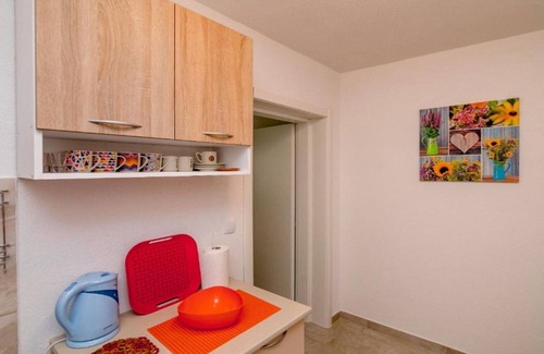 Klinci Apartment | One Bedroom Apartment with Balcony and Sea View 2