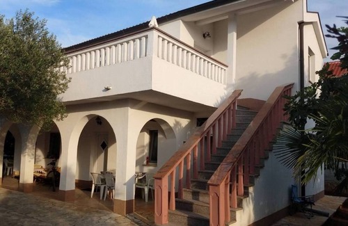 Rudina Apartment | One bedroom apartment with terrace Rudina, Hvar (A-23777-a)