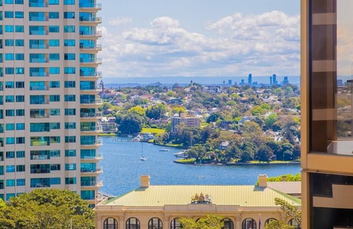 The Rocks Apartment | One Bedroom Apartment Near Opera House and Bridge