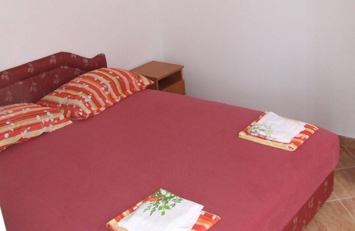 Zelenika Apartment | One Bedroom Apartment In Peaceful Area