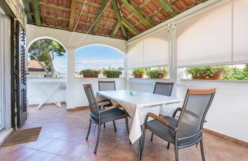 Mirce Apartment | One bedroom apartment with terrace Mirca, Brač (A-729-a)
